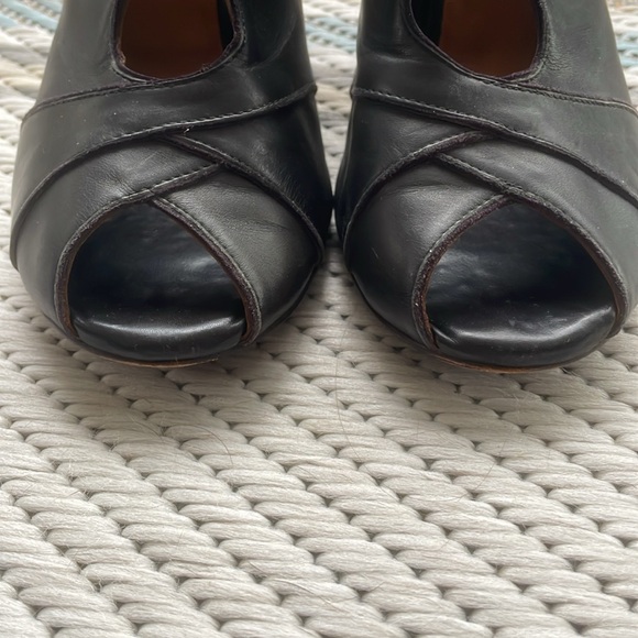 Anthropologie Coclico black leather retro wrap heels size 38.5 womens or sz 8 - Picture 5 of 10